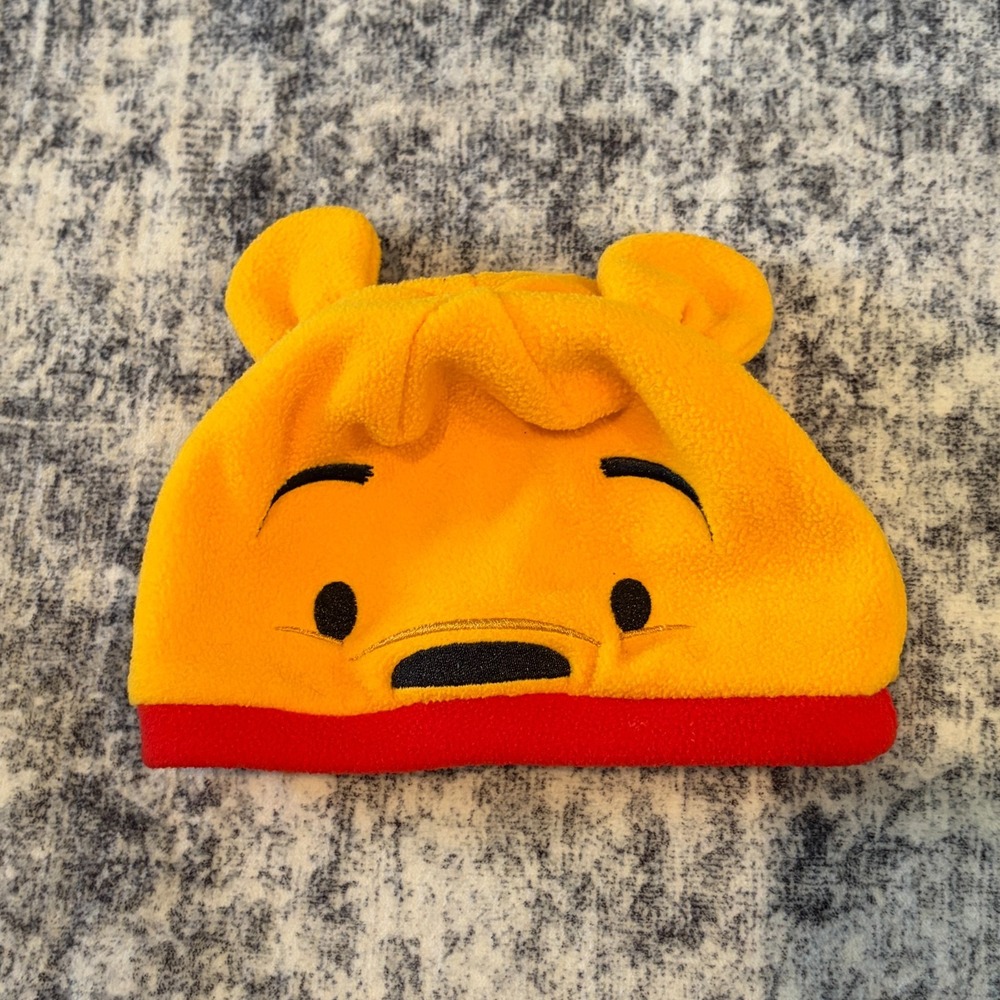 Disney Store Winnie the Pooh Baby Hat Beanie Infant Pooh Face and Ears Soft